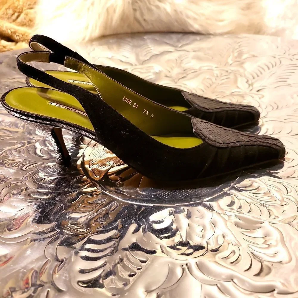 Donald j pliner all leather, mix of half suede and snake skin hand sewn in .